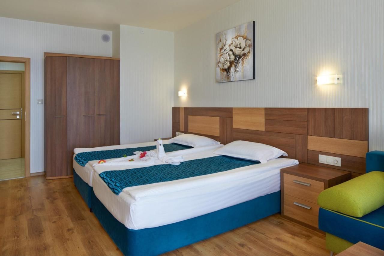 Отель Paradise Beach Residence Свети-Влас-30